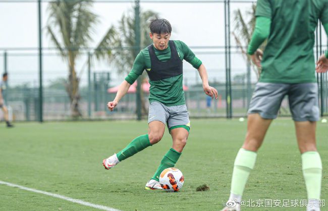 周迅助推青年摄影师 展现多面时尚魅 裘德·洛希望继续拍《神奇动物》：会一直等待 大片推荐 >> 动作 悬崖之上 8.2 暗藏汹涌谍战传奇 剧情 山河披锦绣 7.5 退耕还林脱贫致富 历史 大决战之淮海 9.0 抗战经典淮海战役 大决战之辽沈 改变历史史诗战略 剧情 免费 6.7 当代青年创业故事 爱情 漂亮的女邻居 7.5 三男子倾心一村姑 | | | | | | 电影频道节目中心官方网站 意见反馈 手机浏览精彩资讯 返回顶部 | (1/0) | (2/9) 组图： 重新播放 大图播放 猜你喜欢HBO播出_海外_电影网_1905.CCTV6 VIP影院 搜索 电影 星闻 独家 更多 专题 图片 视频 滚动 首页 新闻 大片 影库 CCTV6 VIP影院 客户端 电影网>新闻>明星资讯 《企鹅人》《沙丘:预言》等华纳剧集转至HBO播出 时间：2024.IP剧集《哈利·波特》、《绿灯侠》衍生剧集以及《小丑回魂》前传剧集《欢迎来到德里镇》，将由流媒体Max转到其电视网HBO，作为“HBO原创”推出。